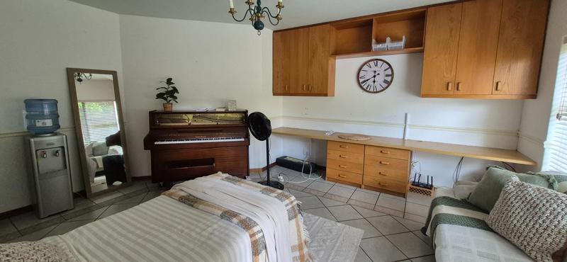 To Let 4 Bedroom Property for Rent in Hersham Western Cape